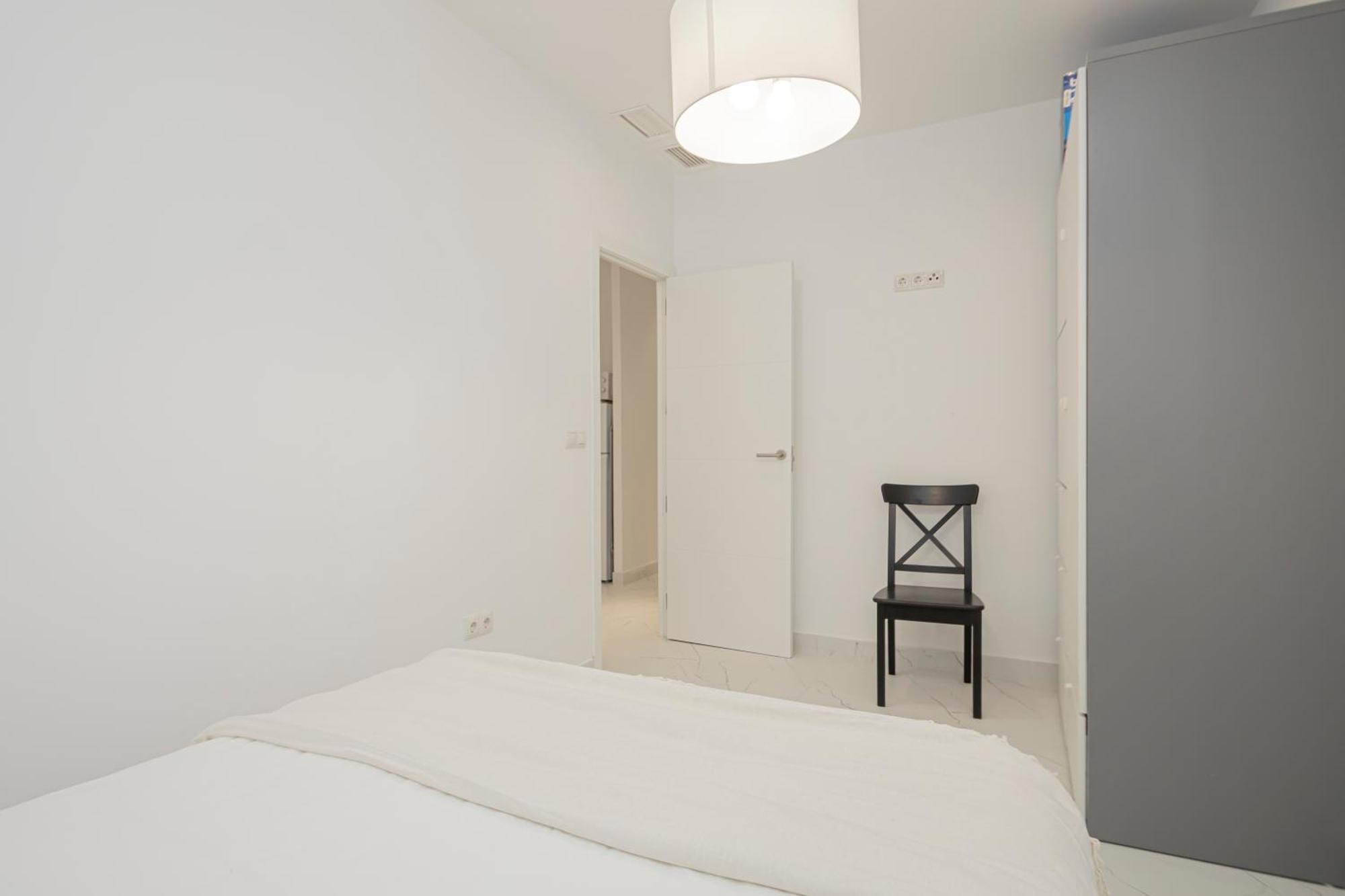 New! Stunning Modern 2br Next To Feria *